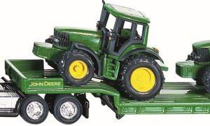 Tieflader mit John Deere Traktoren