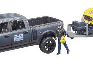 RAM 2500 Power Wagon und BRUDER Roadster